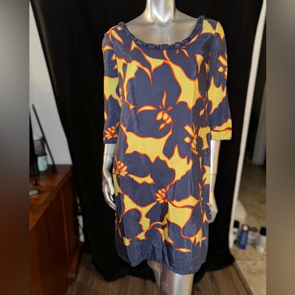 LOFT Dresses & Skirts - Ann Taylor Loft Petite Dress